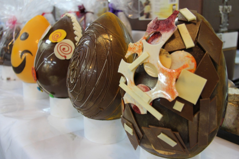 boulangerie-CAGNES SUR MER-min_chocolate_factory_eggs_easter-897028