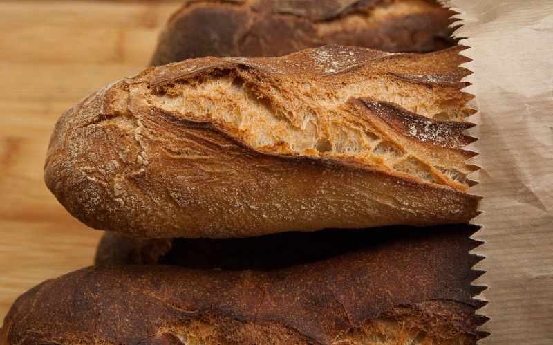 boulangerie-CAGNES SUR MER-min_dish-food-baking-cuisine-bread-bakery-399077-pxhere.com